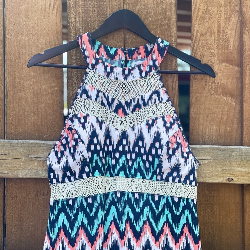 Emerald Sundae Chevron Maxi Dress - Picture 3 of 6